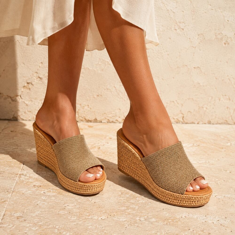 Seychelles Metallic Gold Basketweave Wedge Slide Sandals 9.5 4 Inch Heel y2k
